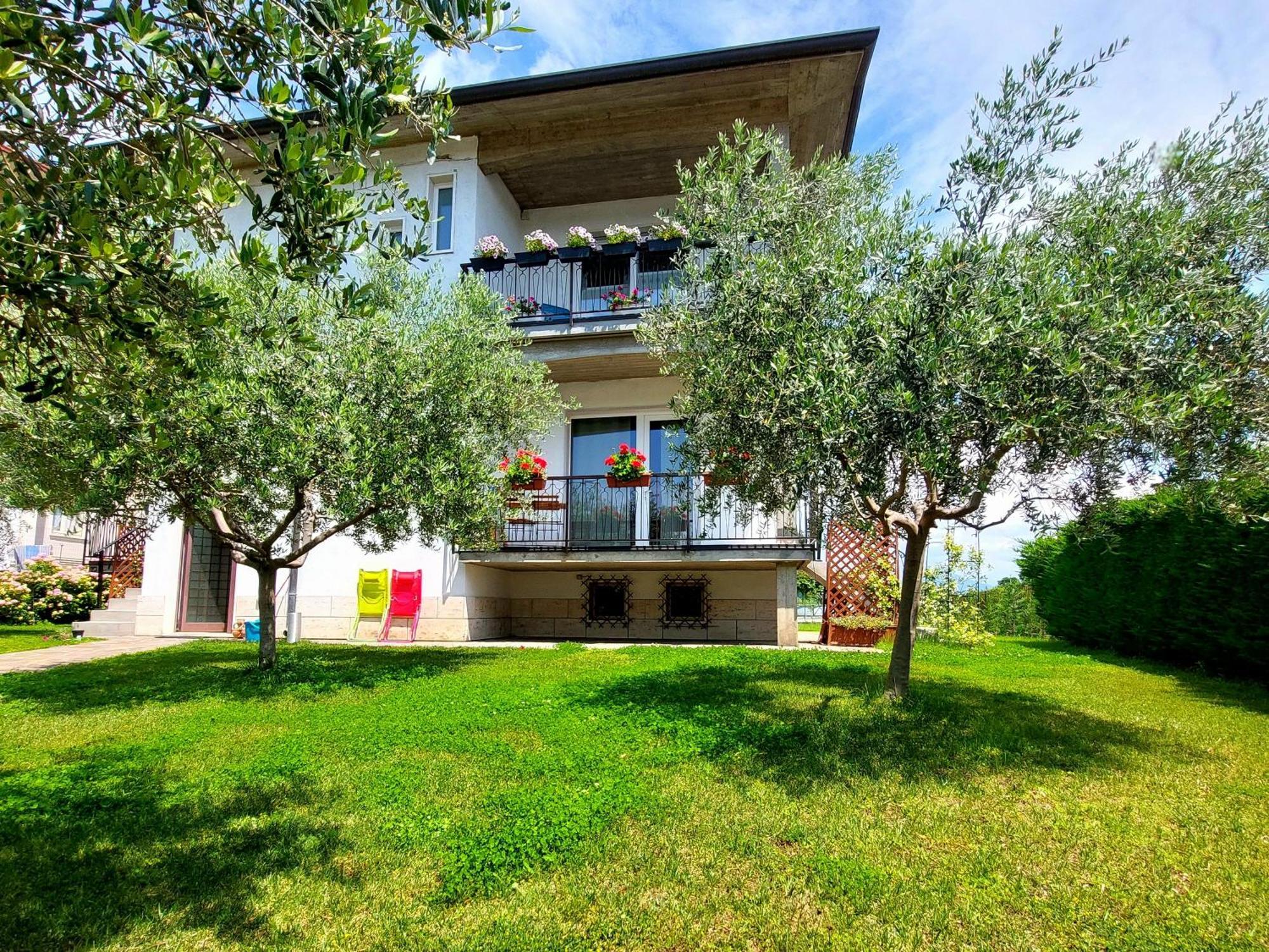 Villa Dolcitalia Tra Gardaland E Le Terme Di Cola Lazise Экстерьер фото